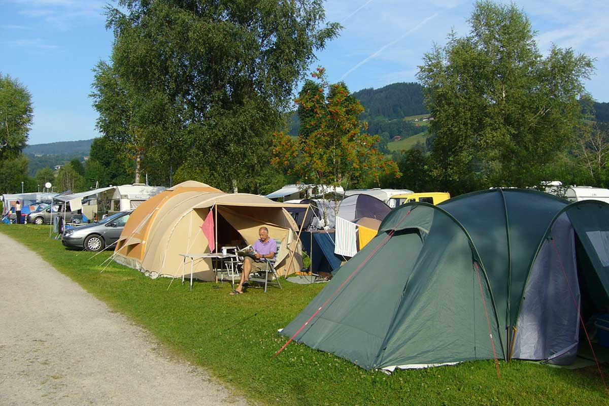 Обзор кемпинга. Дракенбург кемпинг. Палаточные лагеря в Германии. Палаточный городок. Германия палаточный городок.